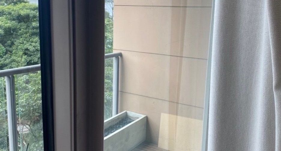 For sale 2 bedrooms condo in Yan Nawa, Bangkok
