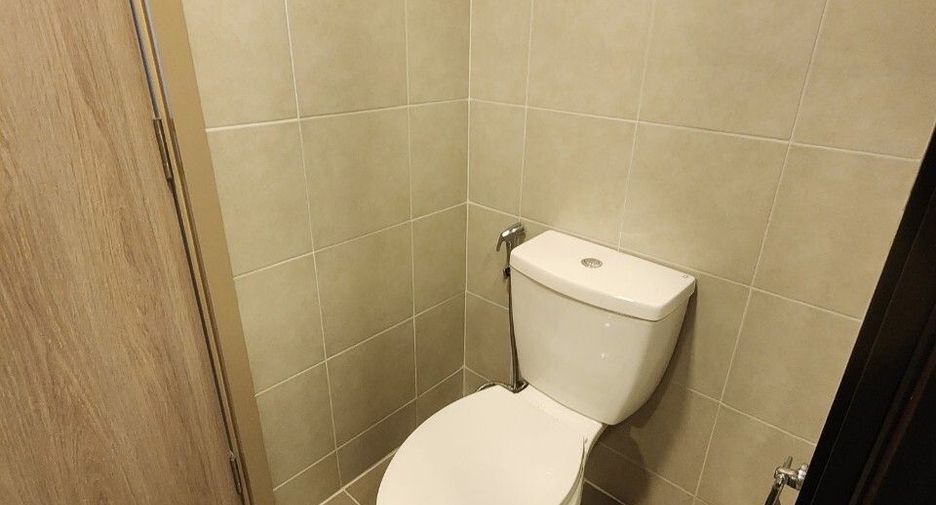 For rent studio condo in Khlong Luang, Pathum Thani