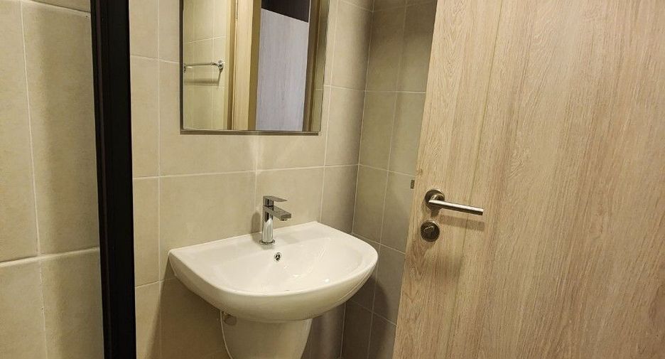 For rent studio condo in Khlong Luang, Pathum Thani