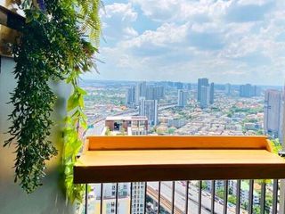For sale 2 bedrooms condo in Thon Buri, Bangkok