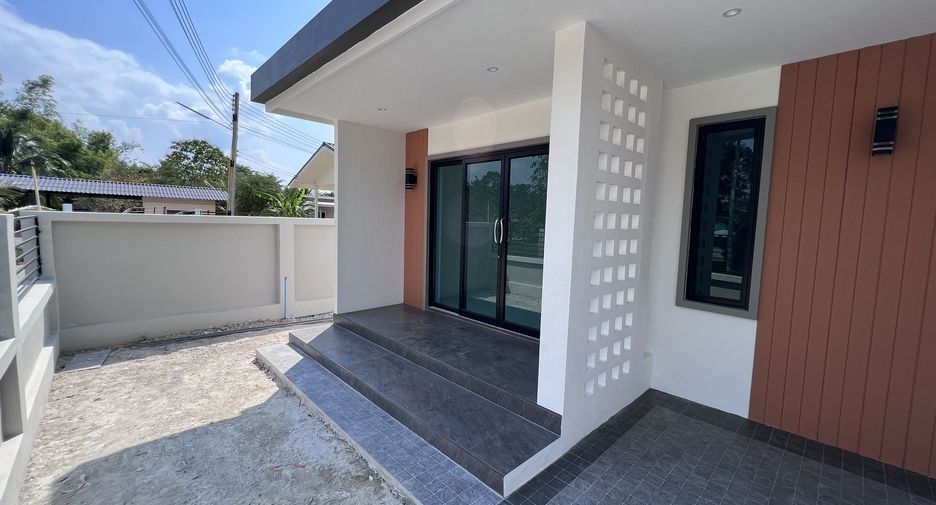 For sale 3 bedrooms house in Mueang Chanthaburi, Chanthaburi