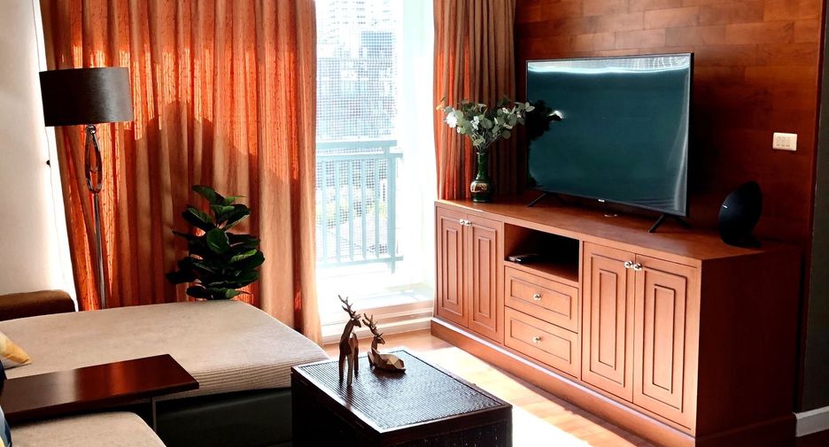 For sale and for rent 2 bedrooms condo in Watthana, Bangkok