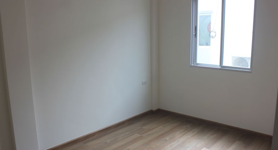 À vendre 2 chambres maison de ville à Bang Kruai, Nonthaburi
