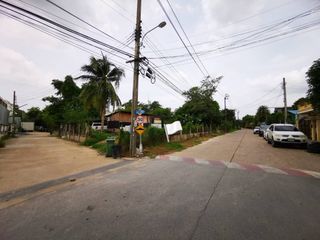 Grundstück zum Kauf in Bang Khun Thian, Bangkok