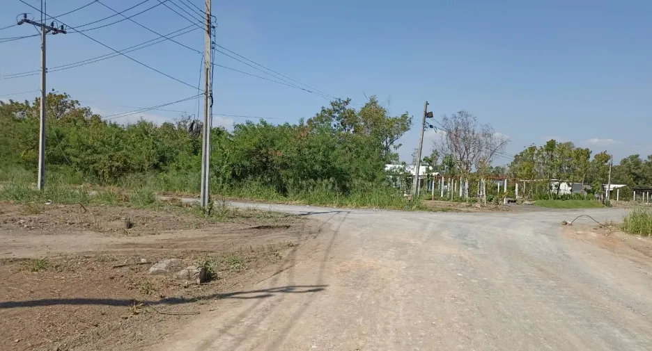 出售 土地 在 Khlong Sam Wa, 曼谷