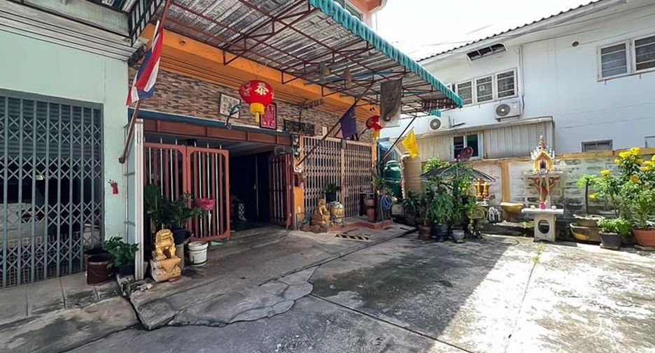 À vendre 9 chambres local commercial à Bang Bua Thong, Nonthaburi