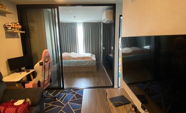 À vendre 1 chambre condo à Khan Na Yao, Bangkok