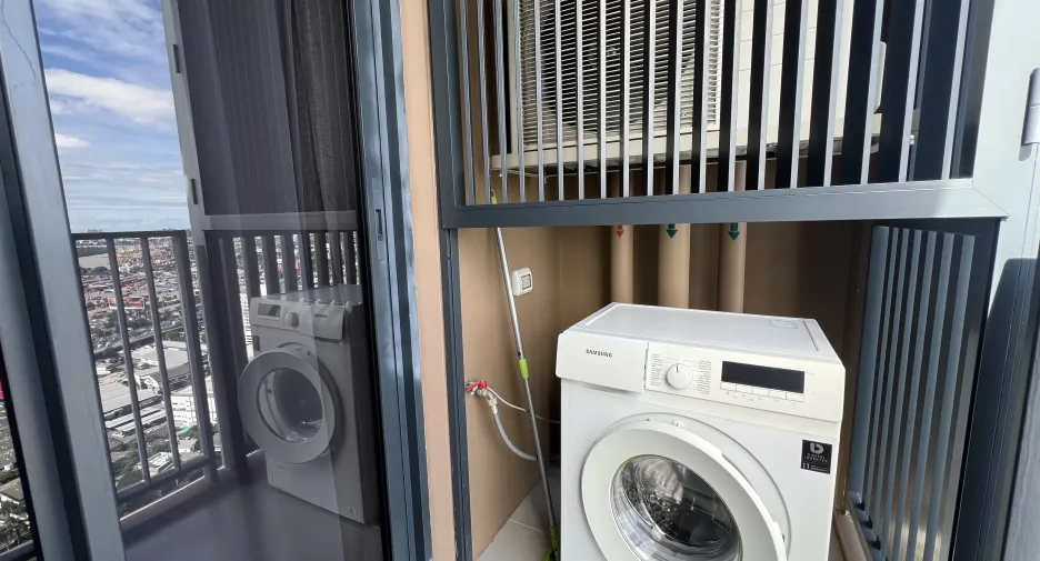 For sale 1 bed condo in Khlong Toei, Bangkok