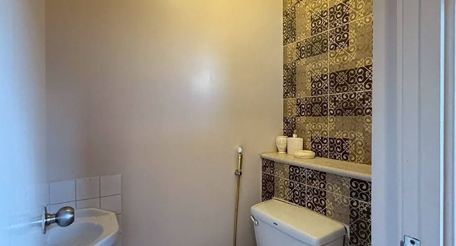 For rent 3 bedrooms condo in Pak Kret, Nonthaburi