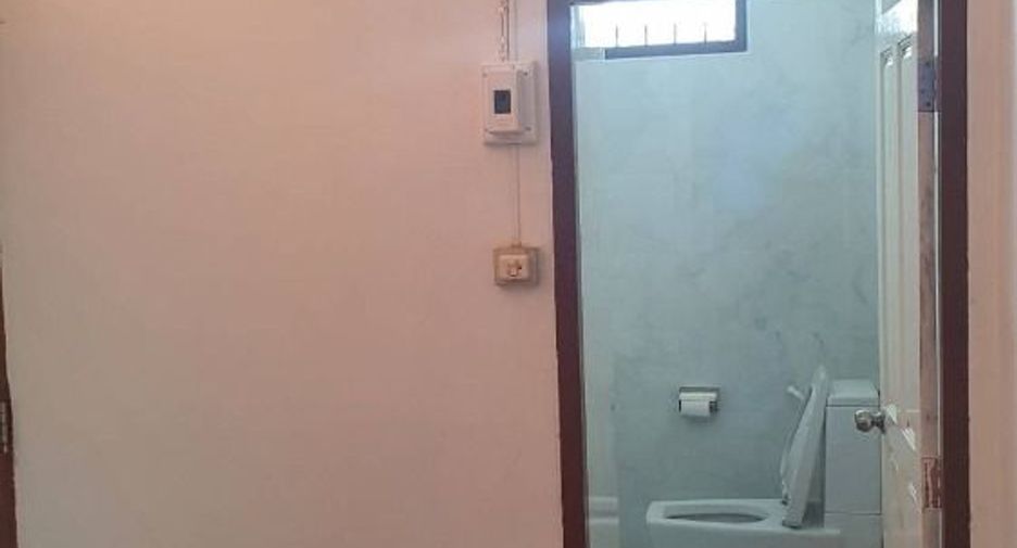 For sale 4 bedrooms house in Mueang Sukhothai, Sukhothai