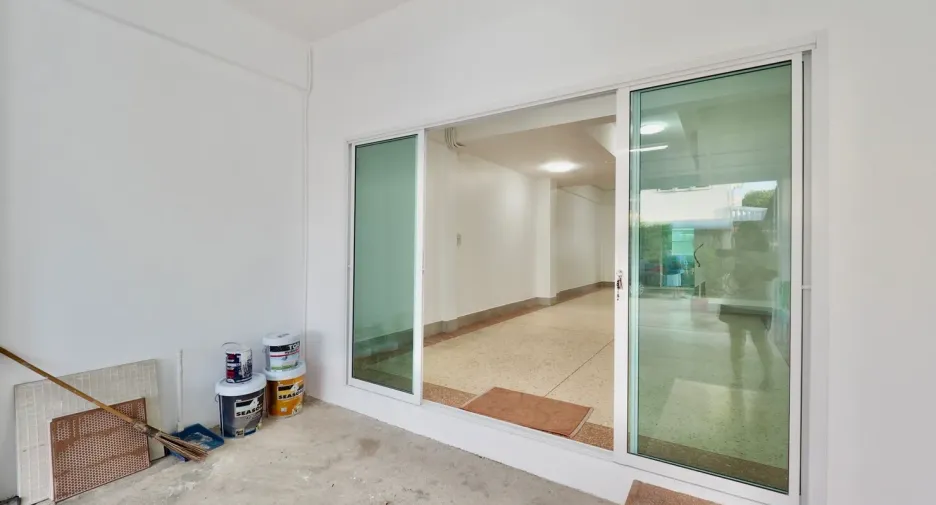 For sale 2 bedrooms townhouse in Mueang Nakhon Pathom, Nakhon Pathom