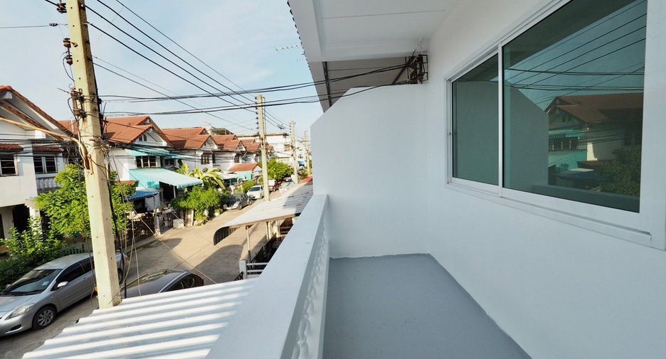 Продажа 2 спальни таунхаус в Mueang Nakhon Pathom, Накхонпатхом