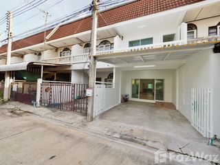 For sale 2 bedrooms townhouse in Mueang Nakhon Pathom, Nakhon Pathom