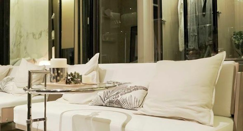 For sale 1 bed condo in Phaya Thai, Bangkok