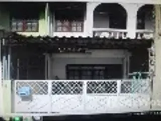 Casa adosada en venta de 2 habitaciones en Mueang Ratchaburi, Ratchaburi