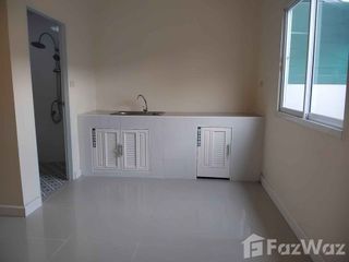 For sale 2 bedrooms townhouse in Mueang Nakhon Ratchasima, Nakhon Ratchasima