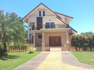 For sale 3 bedrooms villa in Thap Sakae, Prachuap Khiri Khan