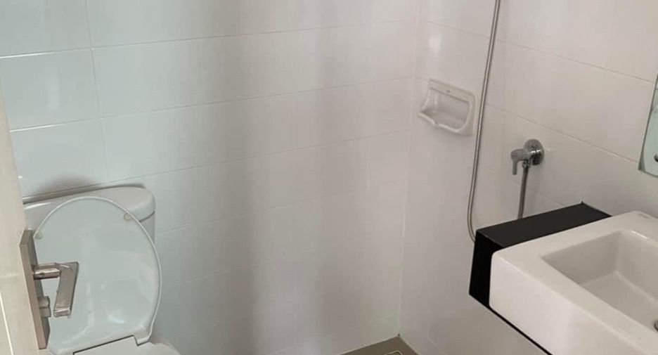 For sale 3 bedrooms house in Khlong Sam Wa, Bangkok