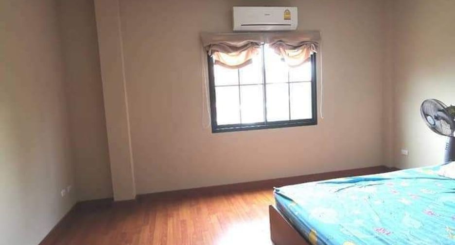 Casa en venta de 3 habitaciones en Nikhom Phatthana, Rayong