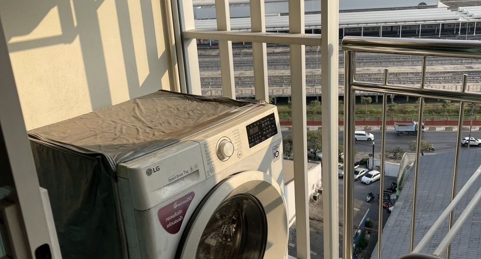 For sale 1 bed condo in Huai Khwang, Bangkok