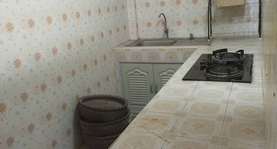 For sale 2 bedrooms townhouse in Mueang Lop Buri, Lopburi