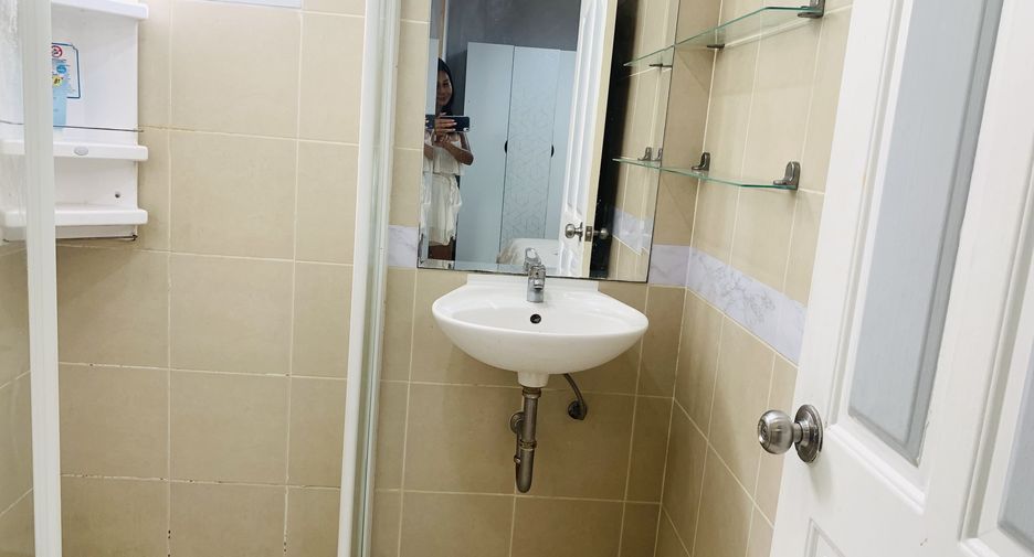 For sale studio condo in Bang Na, Bangkok