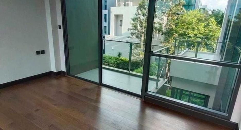 For sale 4 bedrooms house in Bang Kruai, Nonthaburi