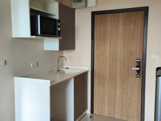 Продажа 1 кровать кондо в Чатучак, Бангкок