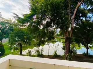 For sale 2 bedrooms condo in Mueang Pathum Thani, Pathum Thani