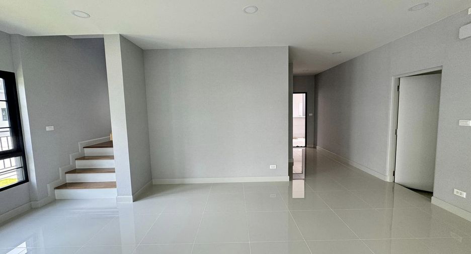 ขาย 4 ห้องนอน บ้านเดี่ยว ใน บางพลี, สมุทรปราการ