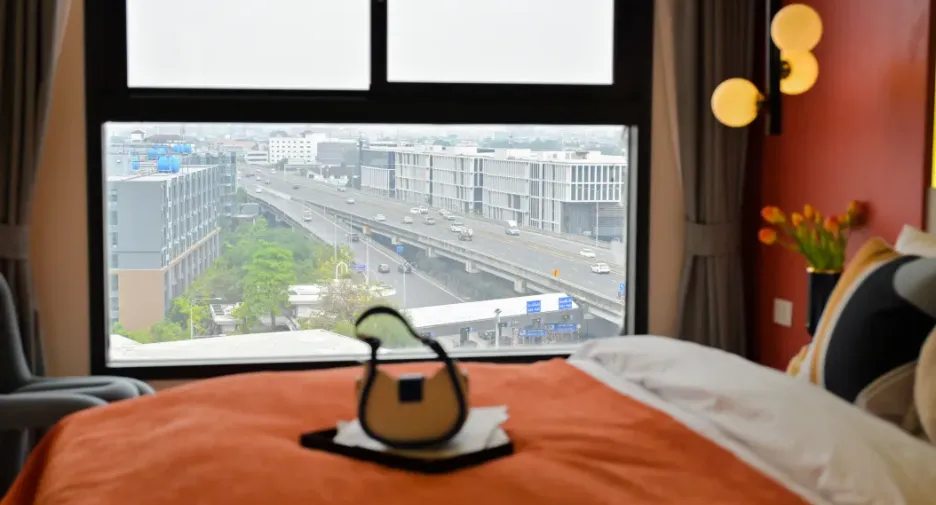 For sale 2 bedrooms condo in Watthana, Bangkok
