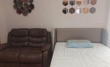 Wohnung zum Kauf mit Studio in Phra Khanong, Bangkok