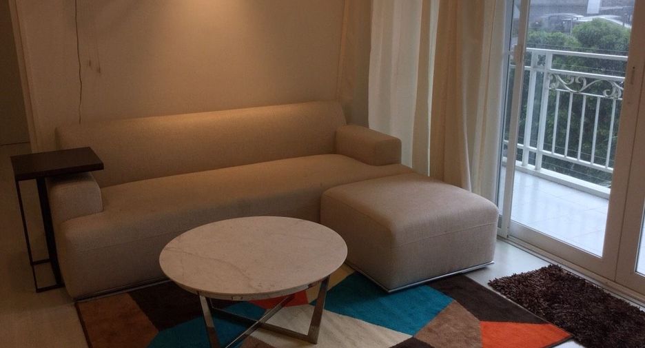 For sale 2 bedrooms condo in Khlong San, Bangkok