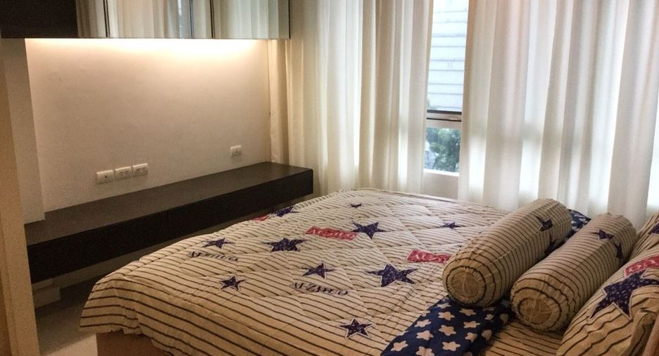For sale 2 bedrooms condo in Khlong San, Bangkok