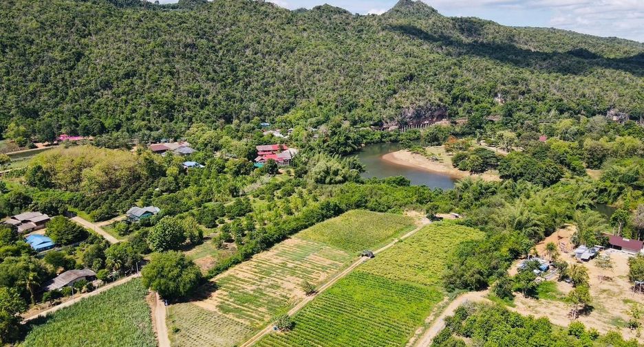 Grundstück zum Kauf in Sai Yok, Kanchanaburi