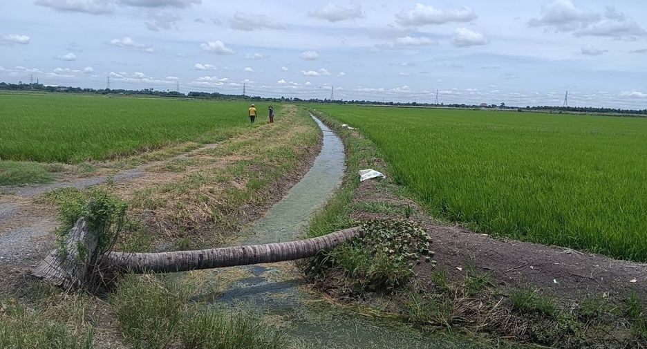 Terreno en venta en Don Tum, Nakhon Pathom