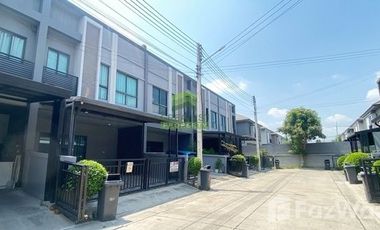 For sale 2 bedrooms townhouse in Mueang Pathum Thani, Pathum Thani