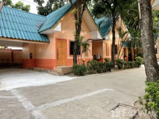 Hotel zum Kauf mit 4 Zimmer in Bang Pa-in, Phra Nakhon Si Ayutthaya