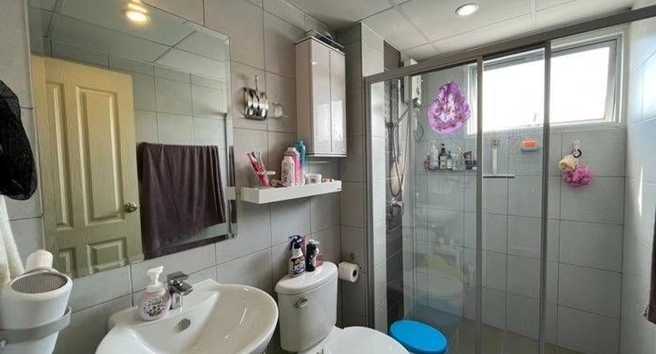 For sale studio condo in Bang Sue, Bangkok