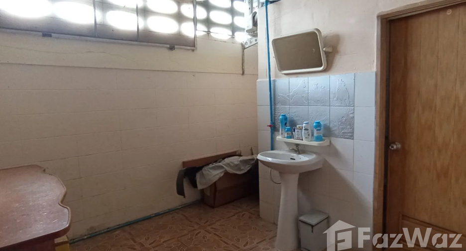 For sale 2 bedrooms townhouse in Mueang Samut Prakan, Samut Prakan