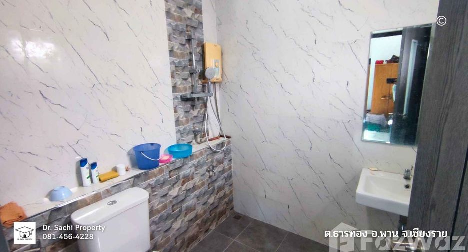 For sale 4 bedrooms house in Phan, Chiang Rai