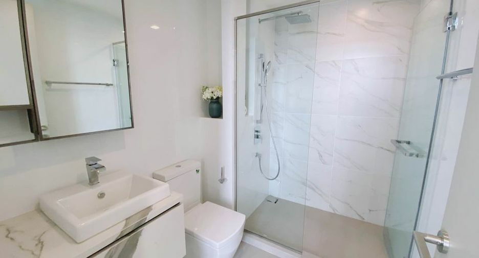 À vendre 1 chambre condo à Phra Khanong, Bangkok