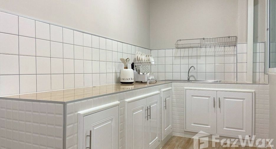 Reihenhaus zum Kauf mit 4 Zimmer in Bang Yai, Nonthaburi