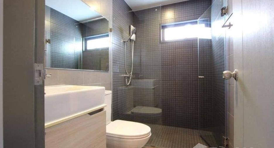 À vendre studio condo à Phra Pradaeng, Samut Prakan