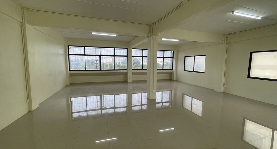Продажа и аренда 6 спальни торговое помещение в Khlong Luang, Патумтани