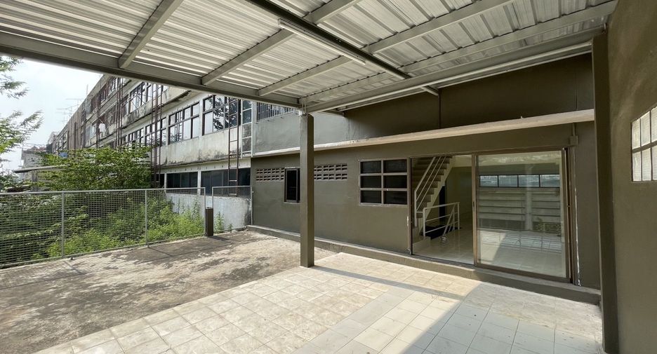 Продажа и аренда 6 спальни торговое помещение в Khlong Luang, Патумтани