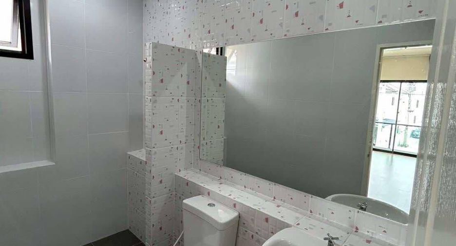 Haus zur Miete mit 3 Zimmer in Lam Luk Ka, Pathum Thani