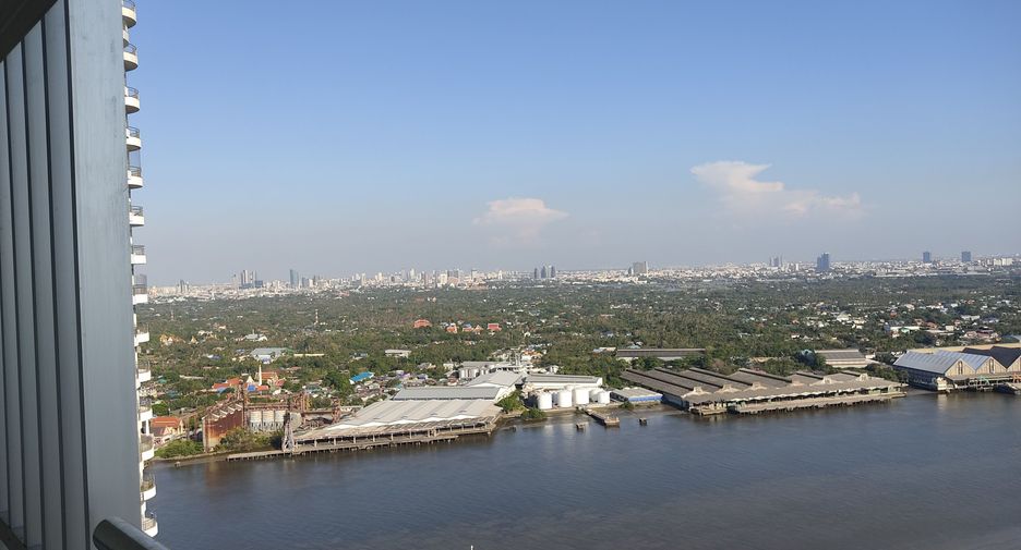 For sale studio condo in Yan Nawa, Bangkok