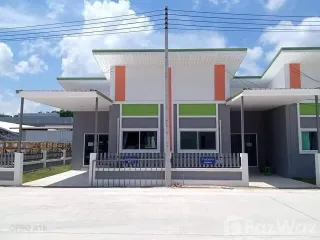 For sale 2 bedrooms townhouse in Pluak Daeng, Rayong