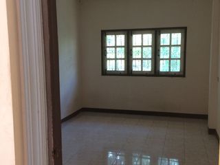 For sale 3 bedrooms house in Mueang Ubon Ratchathani, Ubon Ratchathani
